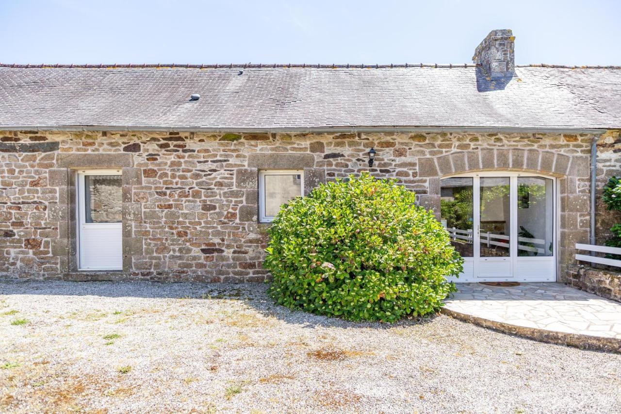 Villa Loustic à Plomodiern Extérieur photo